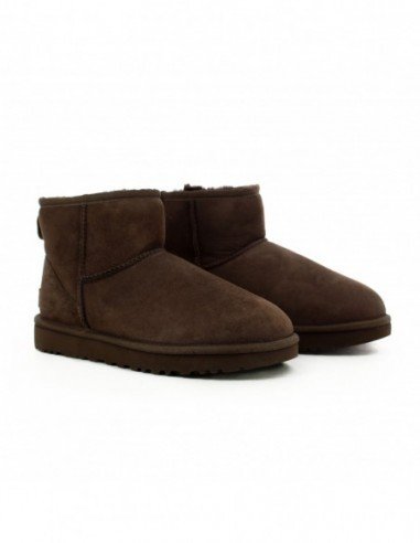 Botas para mujer marca Ugg, color cafÃ©
