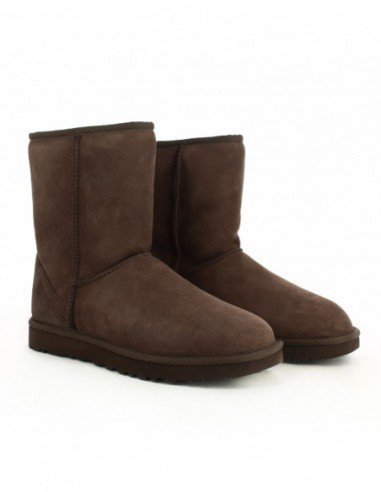 Botas para mujer marca Ugg, color cafÃ©