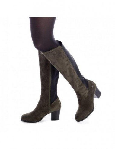 Botas CaÃ±a Larga para mujer marca XTI, color Gris.