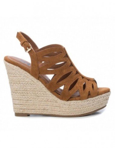 Sandalias para mujer marca Xti, color camel